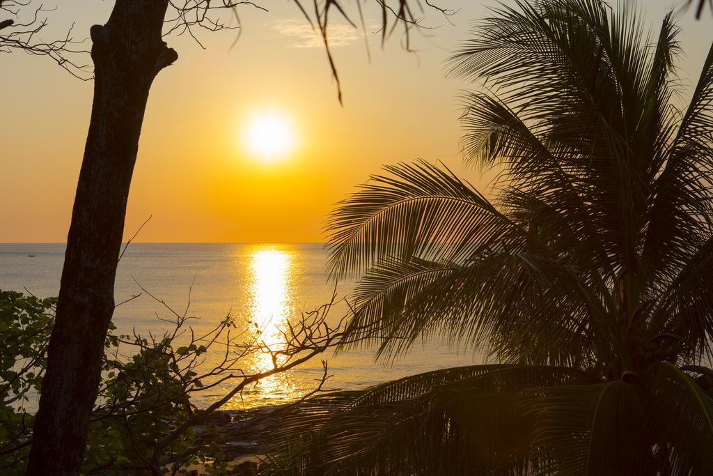 Lanta Coral Beach Resort Koh Lanta Bagian luar foto