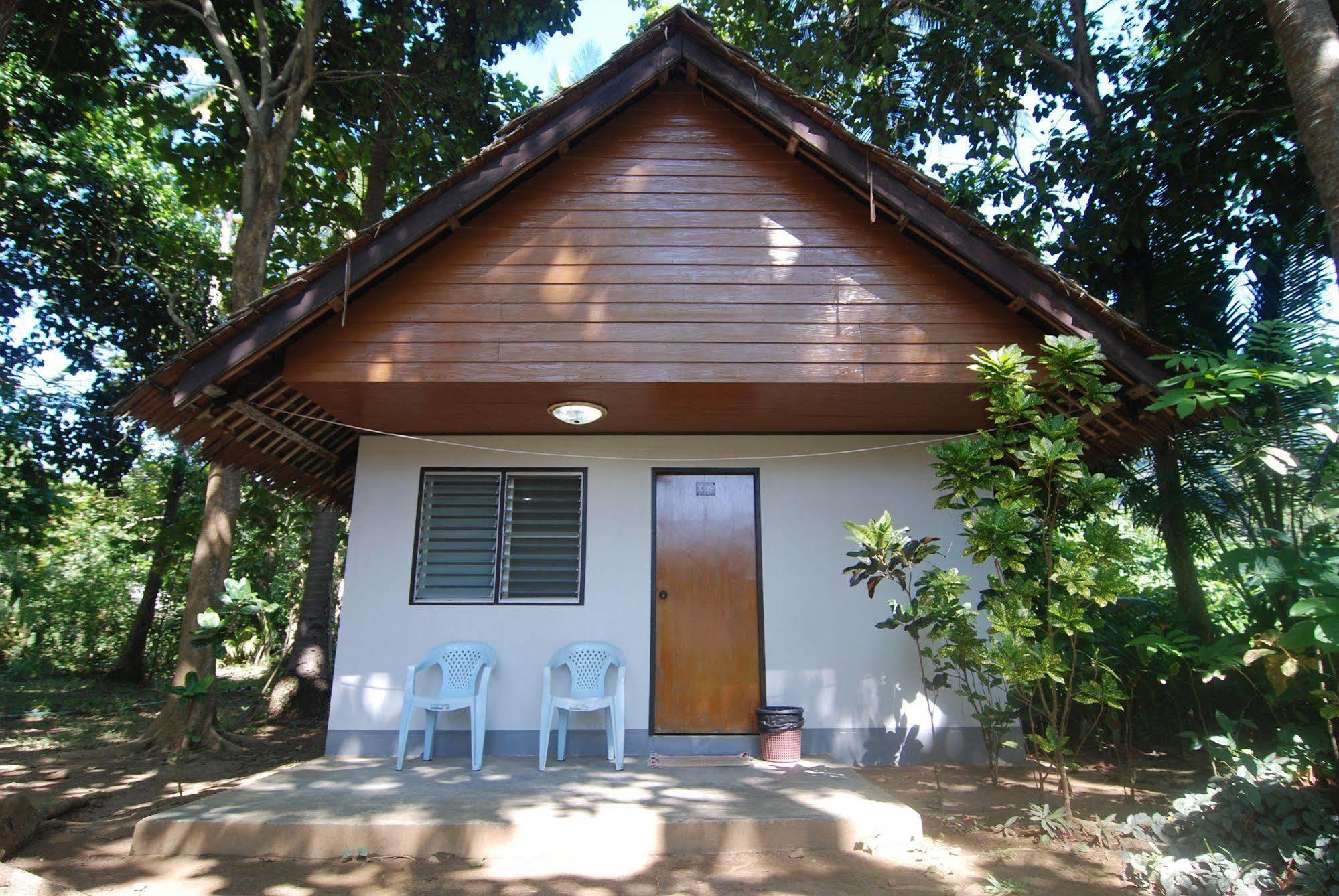 Lanta Coral Beach Resort Koh Lanta Bagian luar foto